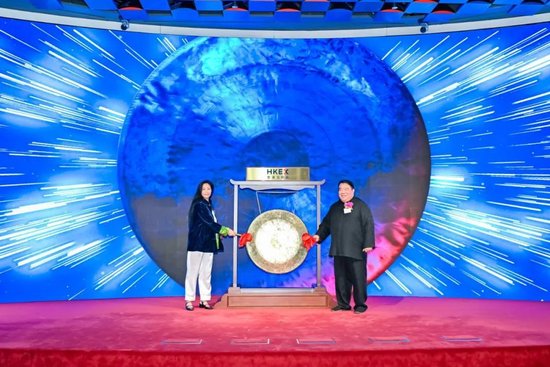 绿茶餐厅正式登陆港交所，市值超48亿港元，中国内地休闲中式餐厅品牌中排名第三