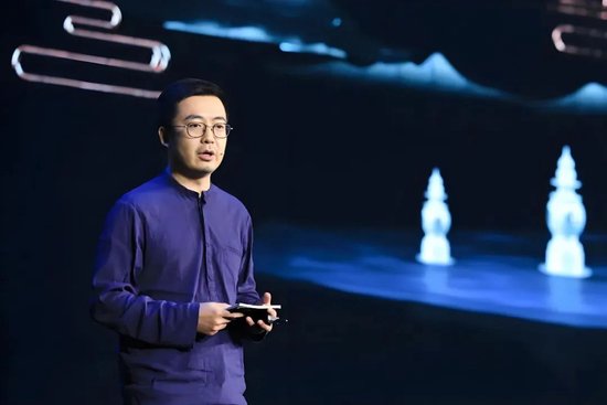 阿里转轨,吴泳铭还得“啃”蒋凡