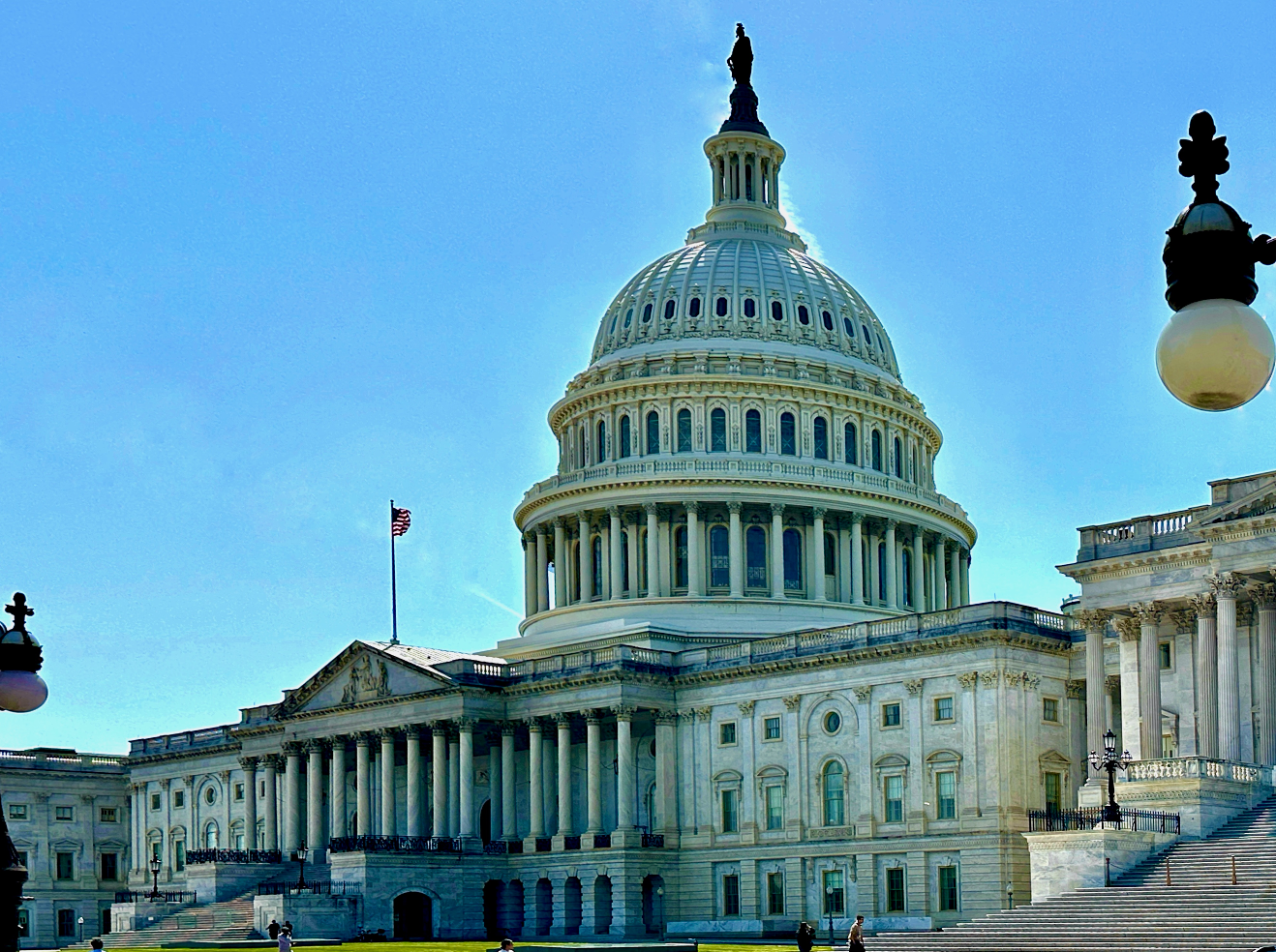 美国“痛”失最后一个AAA评级,白宫震怒