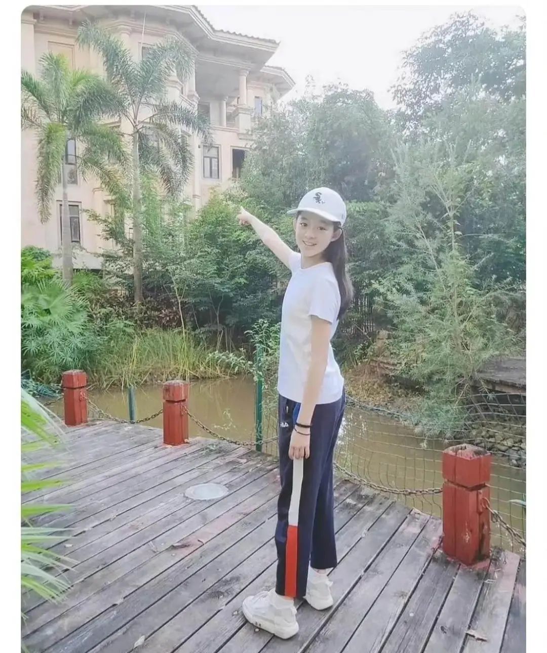 政府部门介入调查,黄小姐的“耳环疑云”将真相大白?