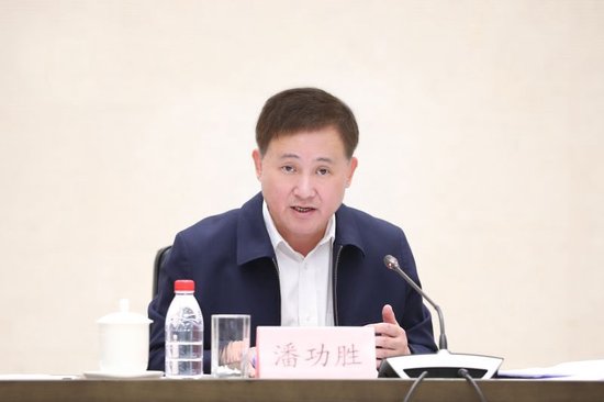 央行：加力支持科技创新、提振消费、民营小微、稳定外贸等重点领域