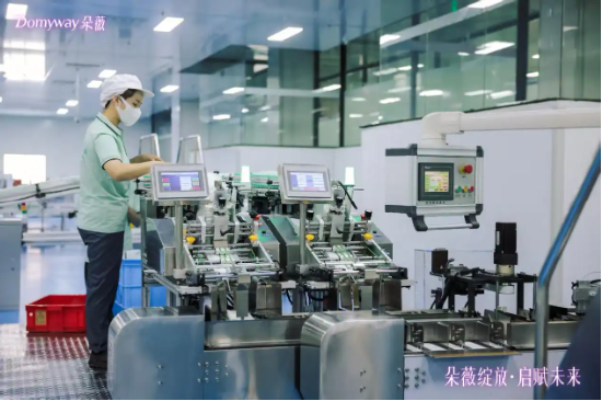 一巾难求! 黄子韬卫生巾断货,首批使用者感受如何?