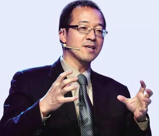 美的董事长方洪波“加班上瘾”到“严禁加班” 老板们习惯在996话题上“人格精分”?