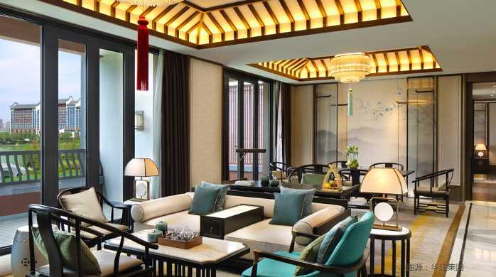 华住集团Q1业绩出炉，股价一度重挫逾7%！