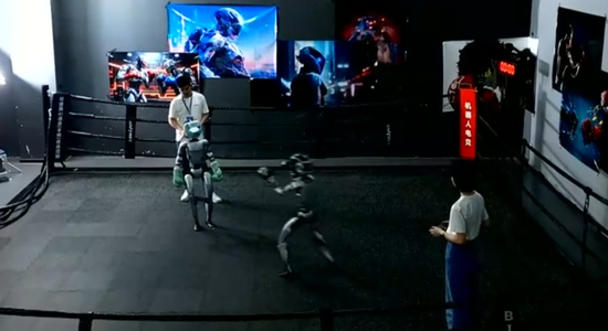 央视曝光训练画面！机器人格斗赛要来了，宇树科技确定参赛：“开发了全新控制模式”