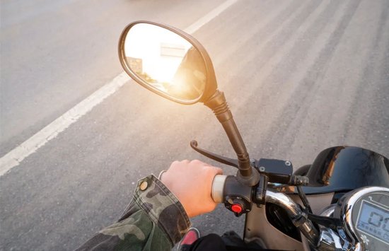 千亿超威集团，喂大了一头“快驴”