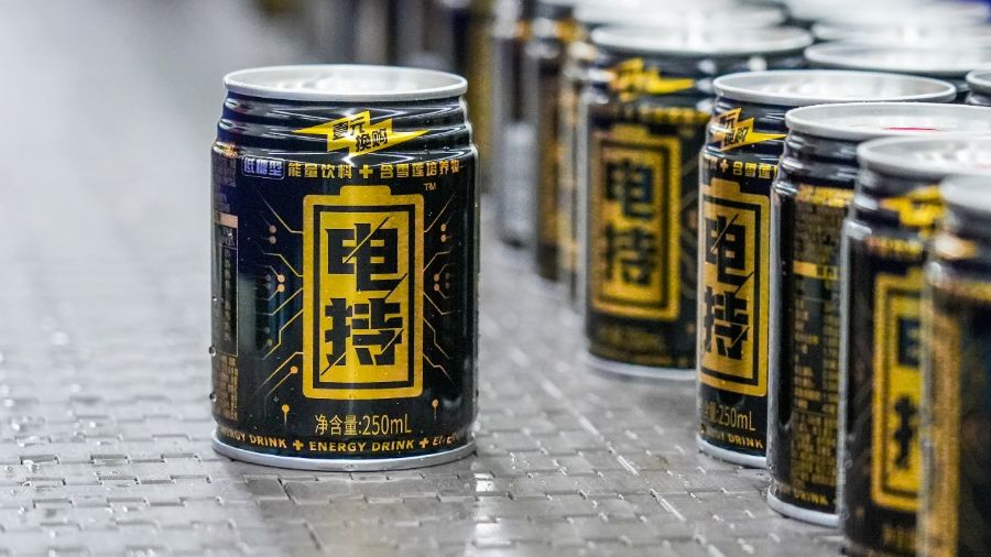 啤酒、饮料攻防战:互相卷进对方的赛道|新酒饮变局