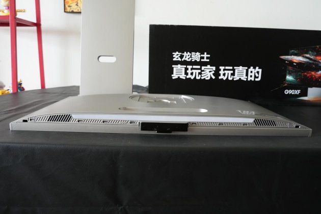 三星玄龙骑士G90XF评测:裸眼3D技术落地电竞场景,是噱头还是体验革命?