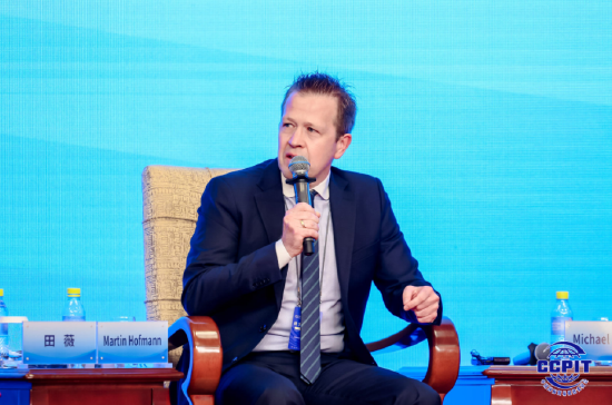 中国德国商会会长霍飞明：鼓励德国企业在中国投资