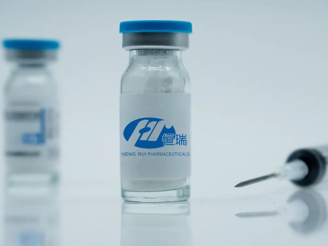 3600亿巨头再敲钟,要保“王冠”