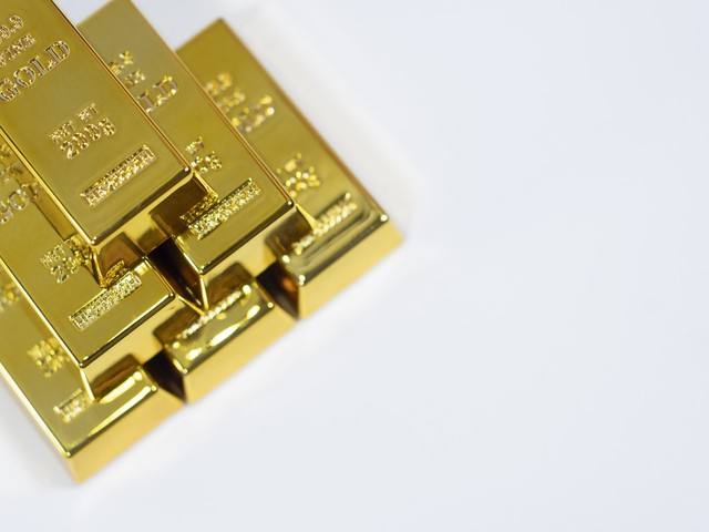 如何确定黄金涨跌上限的规律？规律对投资风险有何影响？