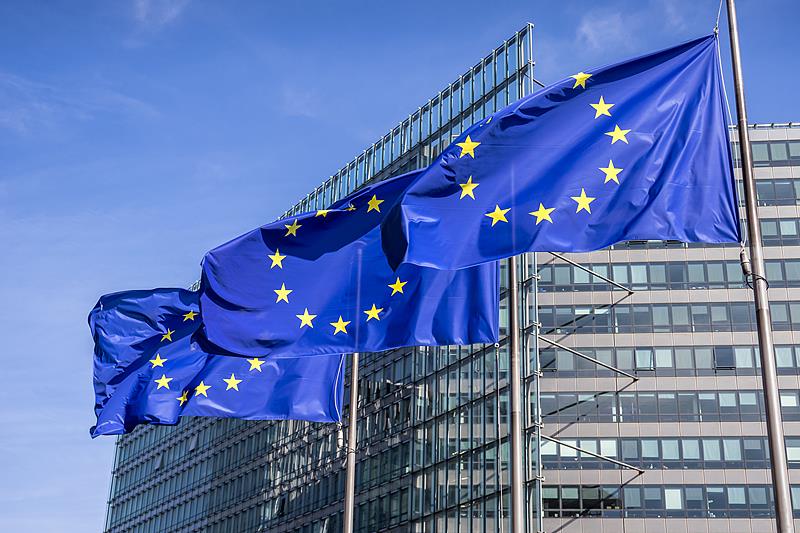 宁可拖累经济增长也要课税欧盟 美国这次图的是什么?