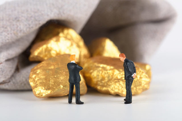 如何进行贵金属购买的具体步骤？贵金属购买有什么需要考量之处？