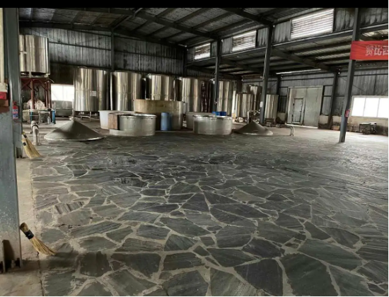 重生的TA | 非洲烈酒市场被西方垄断？ 中国老板，要用“清香”破局！