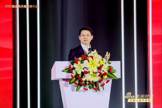 主动基金PK被动ETF！华宝黄孔威称15只ETF组成硬科技矩阵，安信刘入领称重点仍是主动、大概率能找回超额收益