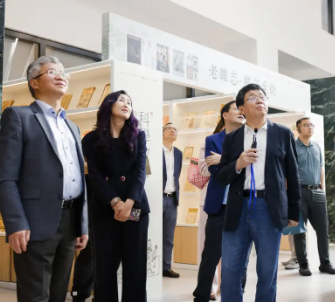 复旦大学120周年献礼展暨校长传记系列丛书发布