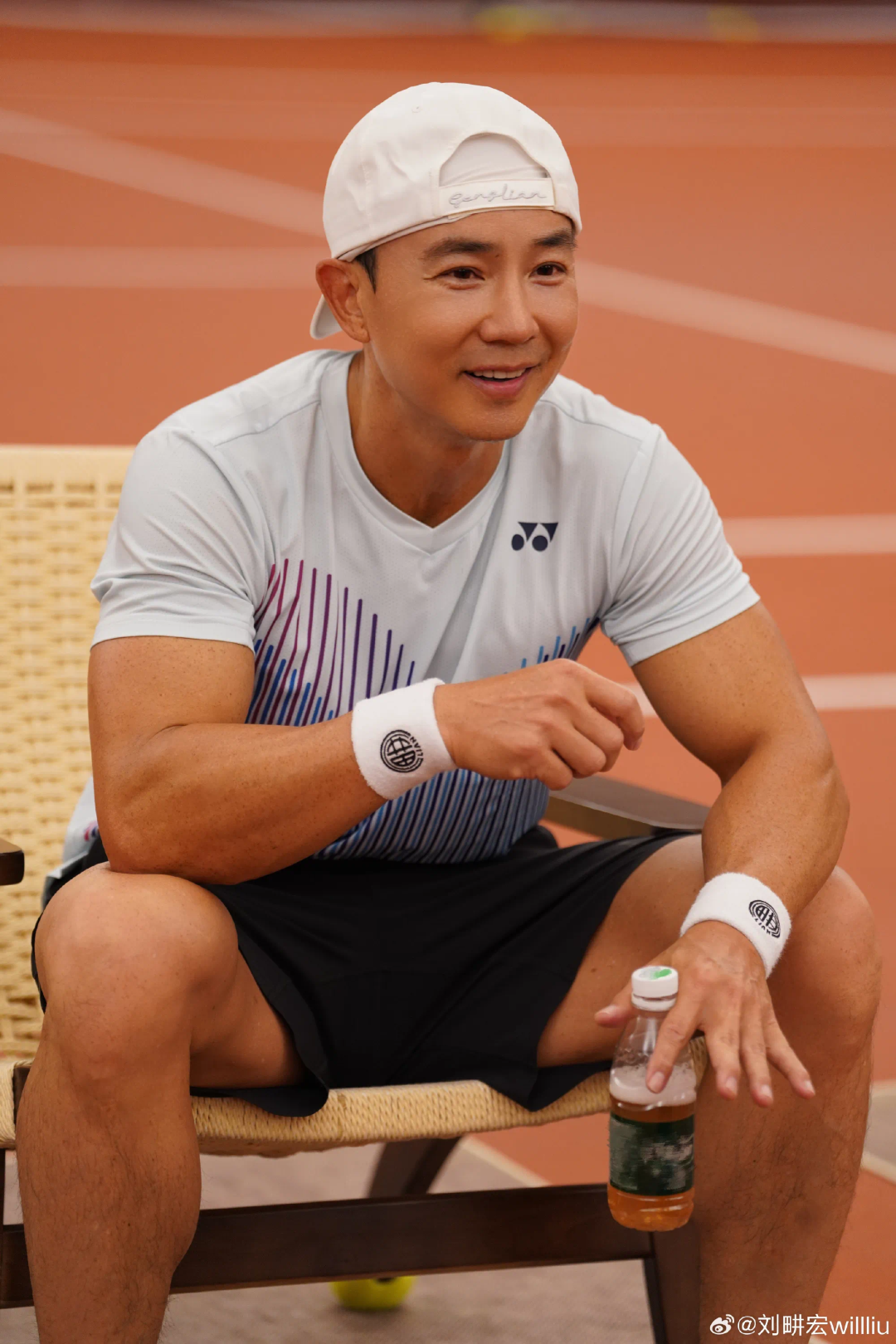 刘畊宏工作室回应“被曝借700万台币不还”：系为朋友担保，非实际借款人，已代还