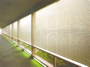 如何计算沪银易单位及数量？数量变动对交易的影响是什么？