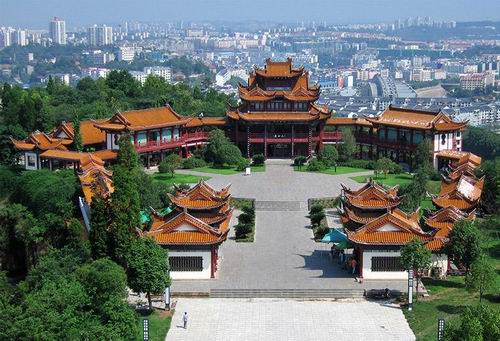 大阳电动四轮车表现怎样？选择大阳电动四轮车要考虑什么？