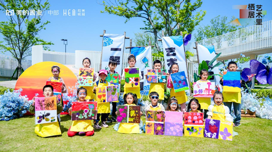 美的置业栖居艺术里:以艺术为媒,共筑社区人文新生态
