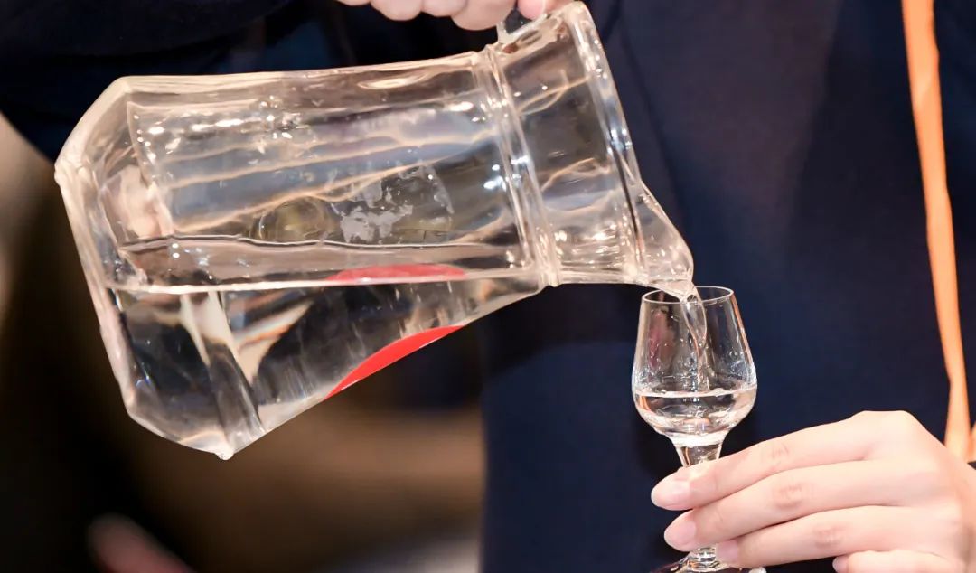 万亿库存重压下,白酒行业将走向何方?