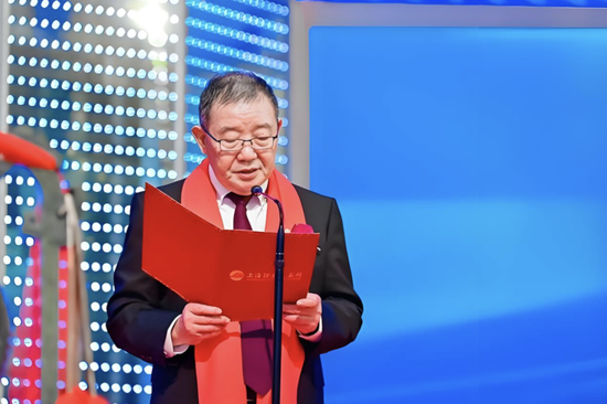 财富缩水100亿！镇江徐氏父子，全面“收缩”