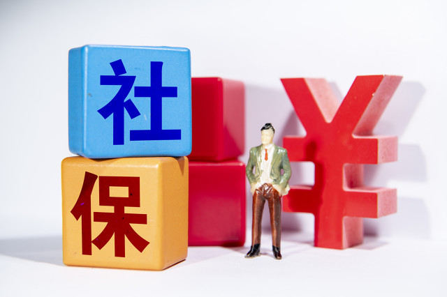 如何准确推导车续保率的计算公式？该公式在不同场景下如何应用？