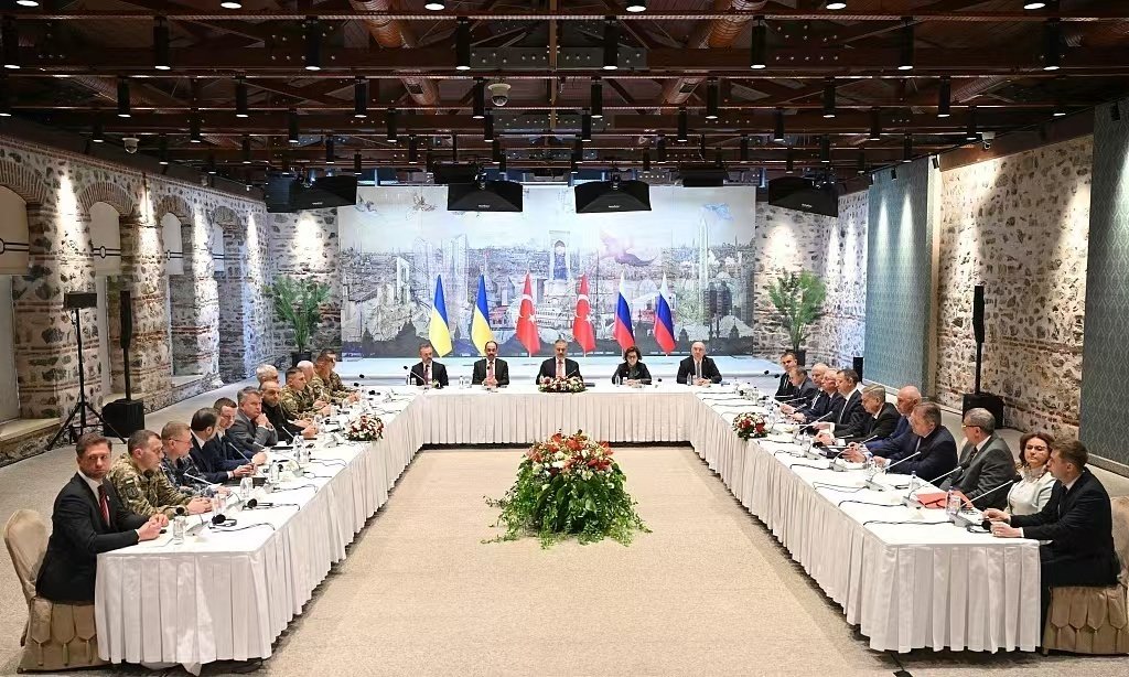 第二轮俄乌谈判在即 俄罗斯代表团抵达土耳其