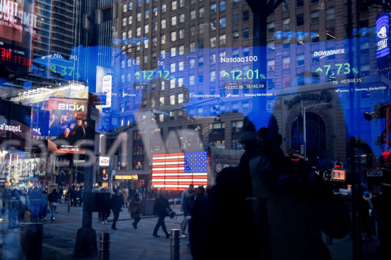 特朗普关税政策拖累全球经济前景！经合组织大幅下调美国增长预期：今年增长预期降至1.6%，2026年下调至1.5%