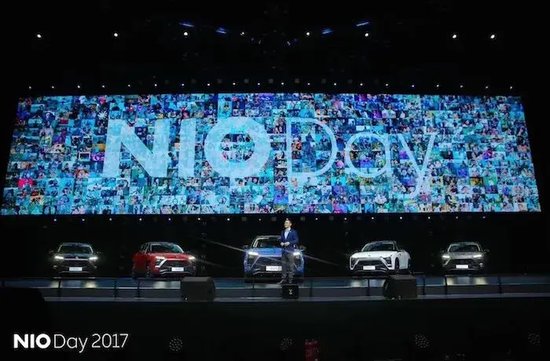 蔚小理座次重排，车圈再无兄弟？