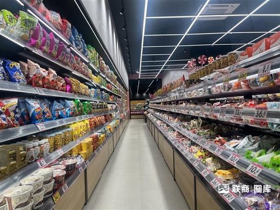 零食折扣店遭遇冰火两重天，行业未来将如何演变？