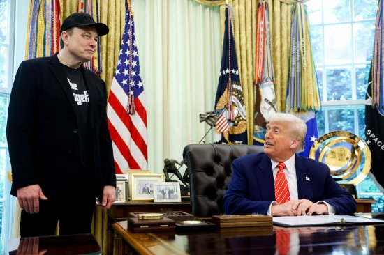 白宫上演真实版权力游戏 马斯克出局是必然选择