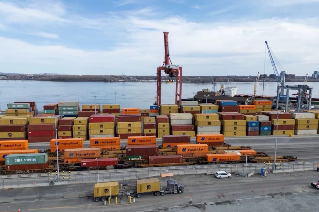 对美出口崩15.7%，加拿大贸易逆差飙破历史！加美秘密谈判曝光！