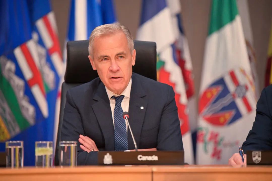 对美出口崩15.7%，加拿大贸易逆差飙破历史！加美秘密谈判曝光！