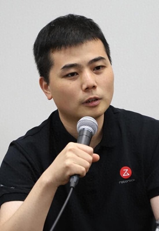 石头科技拟发H股，董事长昌敬套现近9亿曾惹争议