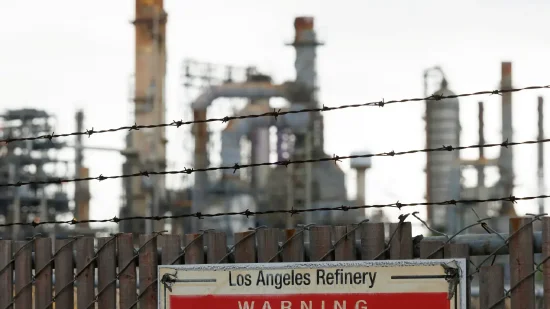 周一油价小幅走高 国际贸易谈判提振市场情绪