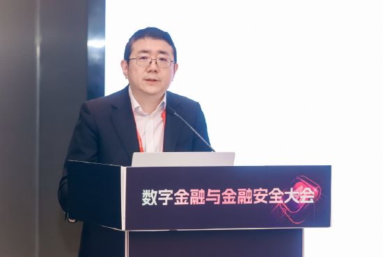 杨涛:金融业的技术焦虑特别突出