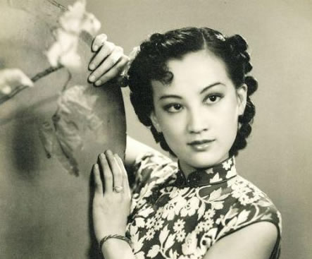 如何固定照片墙？照片墙固定的方法和材料有哪些？