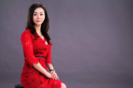 60后美女投资家和两个80后“弟弟”,搞垮了哈工智能、天喻信息两家上市公司