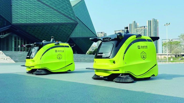 具身智能“变身” 非人形机器人抢滩工业场景