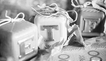 如何计算期权的moneyness？计算结果对期权交易有何指导？