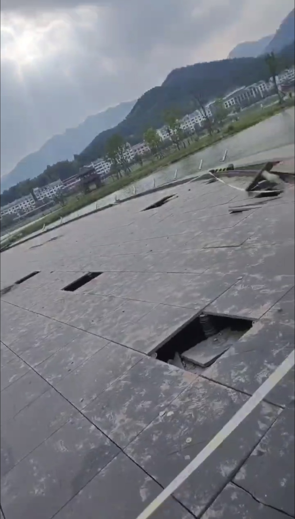 多名孩子在景区水池被瓷砖割伤,衡阳南岳文旅局:正沟通处理