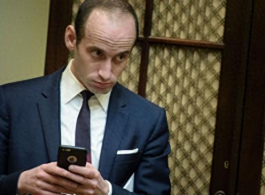 他下死命令，美移民局特工为卷KPI甚至到法庭外蹲点抓捕