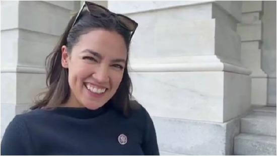 硅谷观察：马斯克服软低头认错了，全球首富还是拗不过美国总统