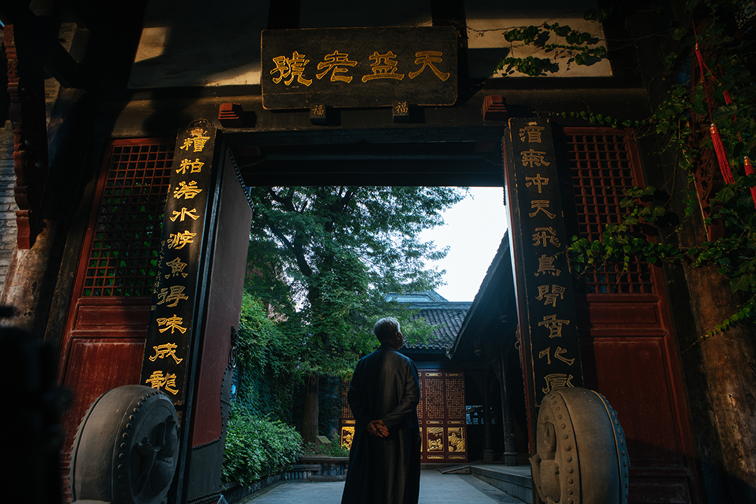 重走贡酒路，剑南春的古道与新途