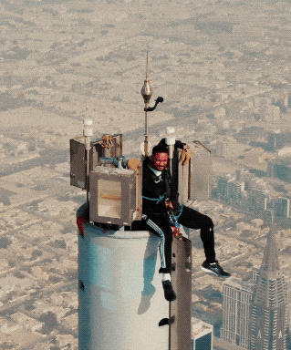 科创板首位90后敲钟！曾破解周鸿祎手机号，产品在美国卖疯了