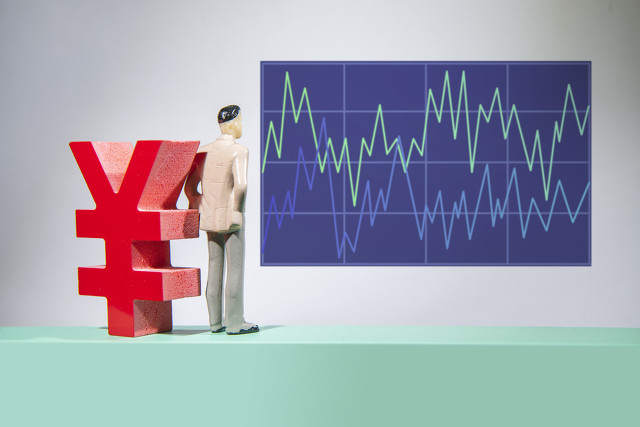 如何理解股票数据获取操作？获取过程有哪些要点？