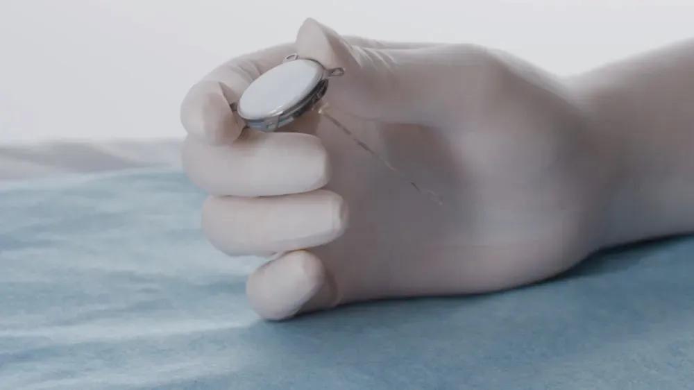 用意念玩游戏？我国成功开展首例侵入式脑机接口临床试验