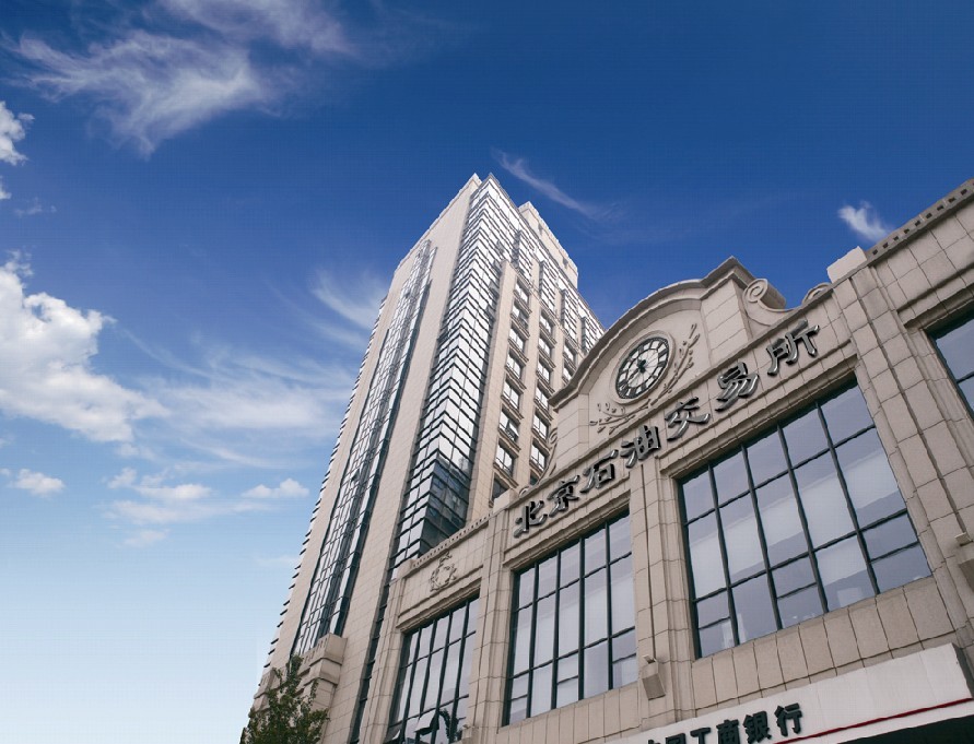 如何看待黄金石油期货交易？交易特点与风险如何把控？