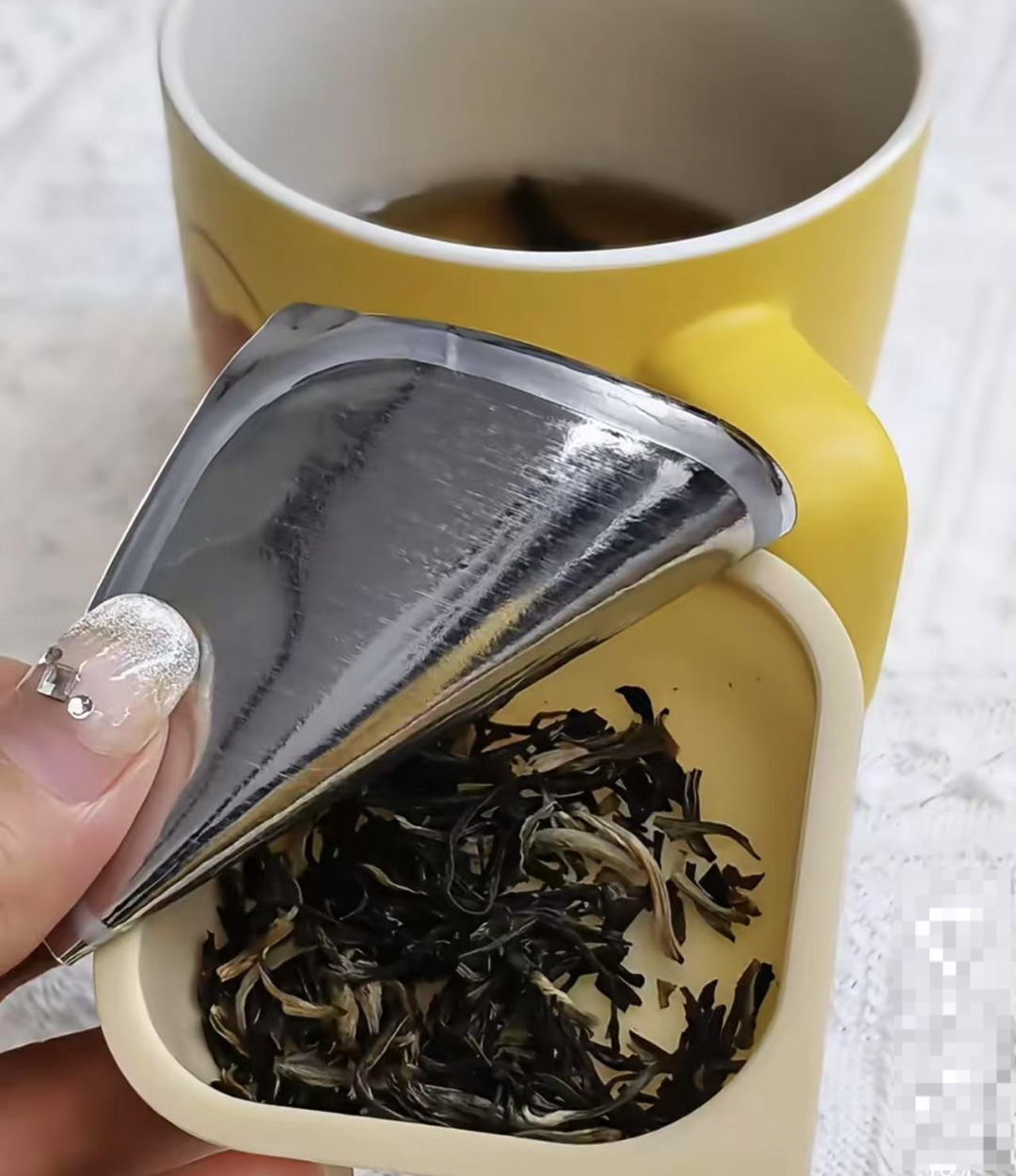 知名茶饮被曝喝出青蛙，当事人：太恶心了，差点喝进嘴里